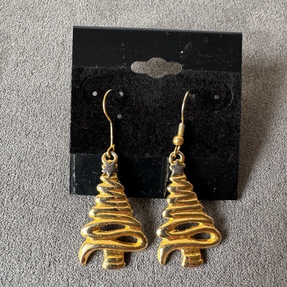 Source Unknown Jewelry - Gold Christmas Tree Dangle Earrings